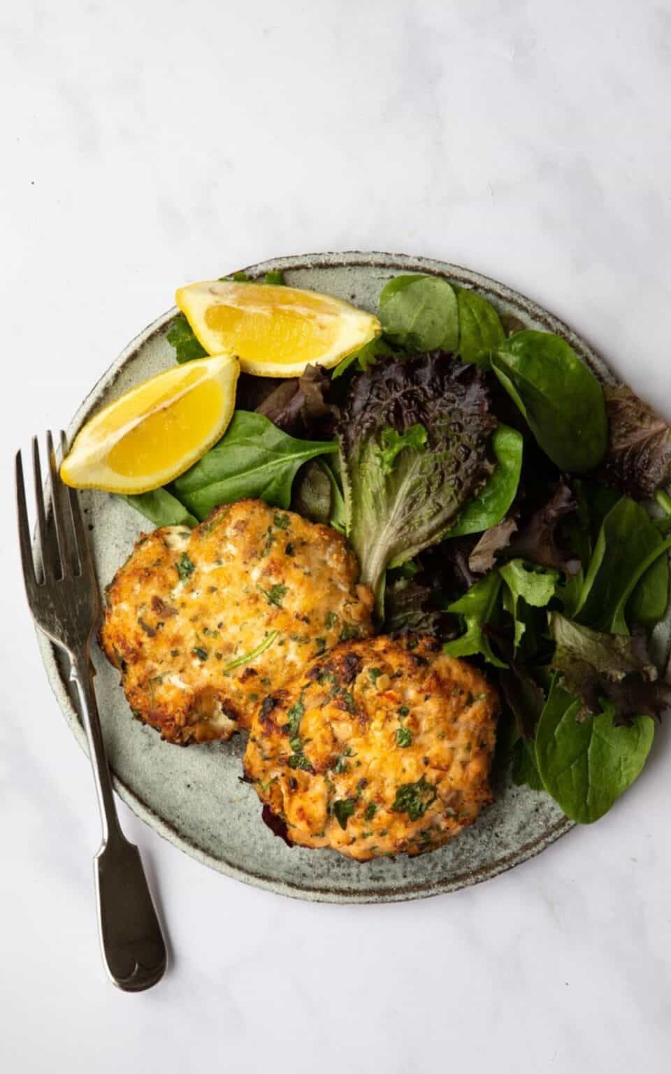 Easy Salmon Fishcakes (15 minutes!) Healthy Living James
