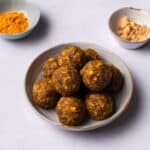 Healthy energy balls with ginger and turmeric.